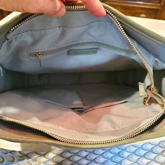 New! Beautiful Ah-dorned Quilted Messenger Bag - Picture 5 of 7